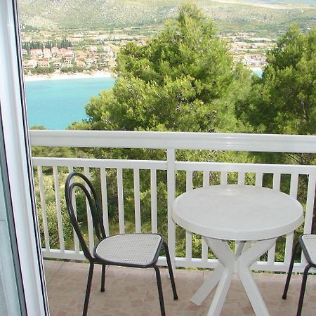 Apartments Mara - barbecue Trogir Exterior foto